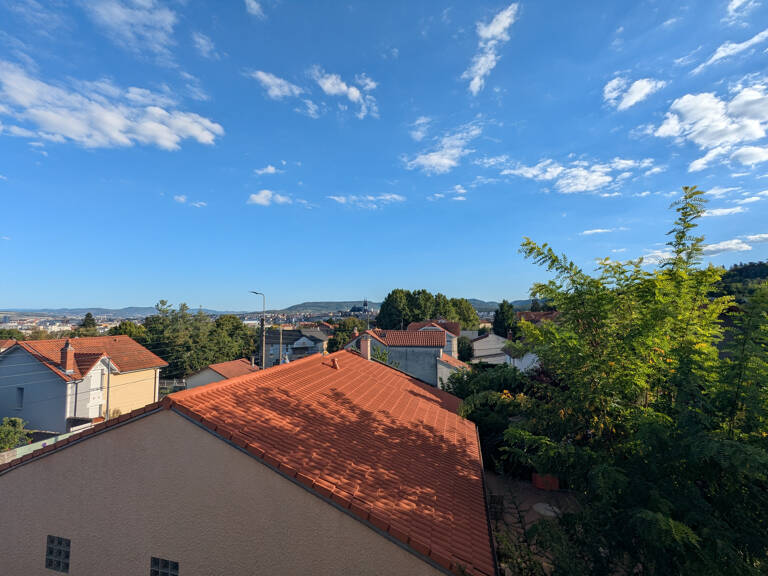 T3 Meublé - balcons, vue dégagée, garage et cave — photo 1