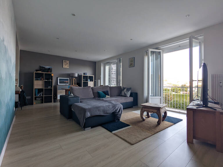 T3 Meublé - balcons, vue dégagée, garage et cave — photo 1