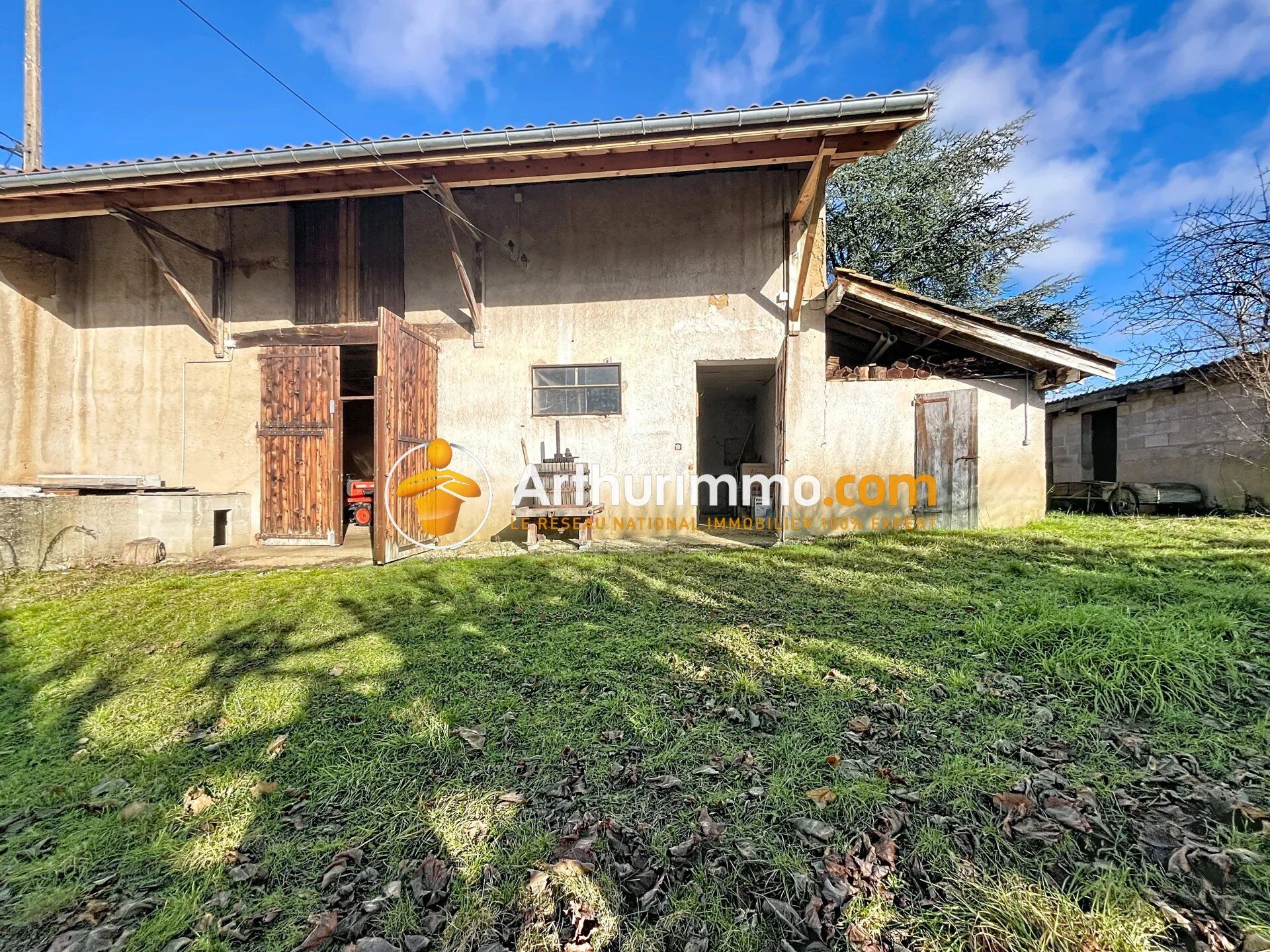 Maison 150 m² · à Montcarra · 150 m² · 129 000 €