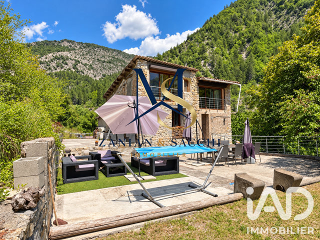 Vente Maison/villa 4 pièces — photo du bien