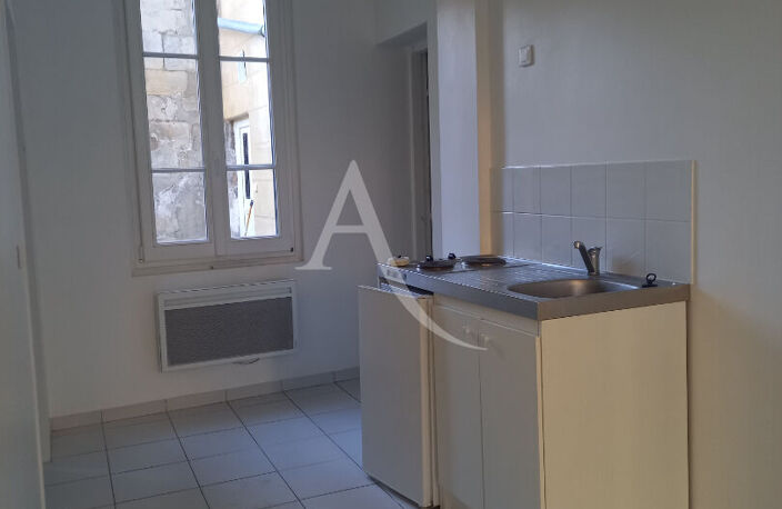 T2 32m²  + PARKING - CENTRE VILLE MAGNY EN VEXIN — photo 4