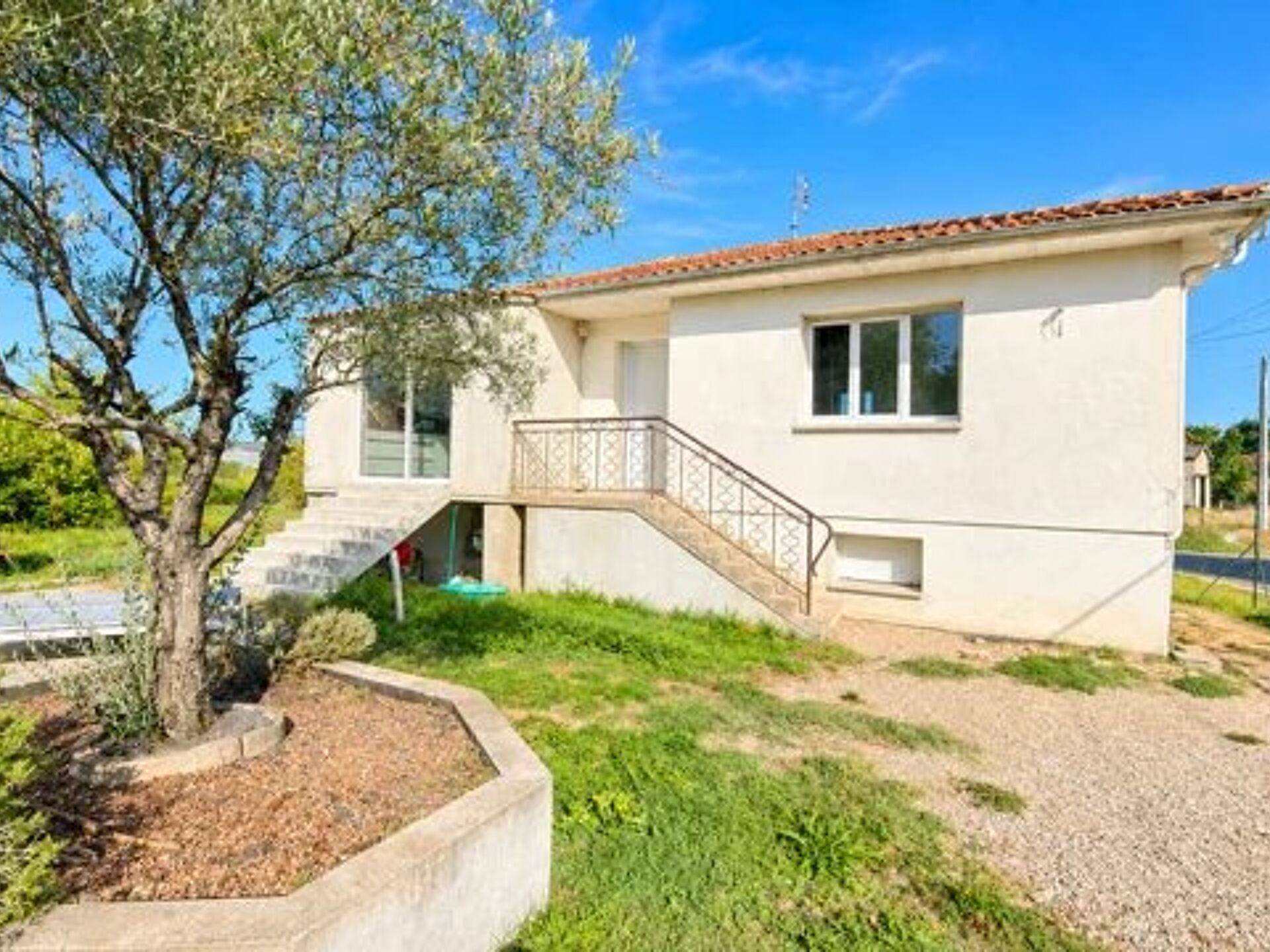 Maison 5 pièces 126 m² · à Sainte-Livrade-sur-Lot · 126 m² · 990 €/mois