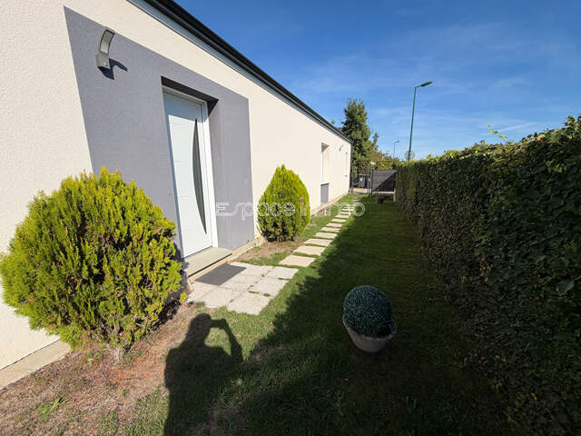 MAISON NEUVE DE PLEIN PIED - 2 CHAMBRES - JARDIN - CENTRE BOURG - HOUPPEVILLE — photo du bien