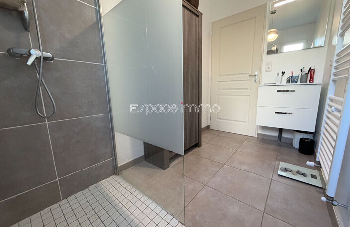 MAISON NEUVE DE PLEIN PIED - 2 CHAMBRES - JARDIN - CENTRE BOURG - HOUPPEVILLE — photo 4