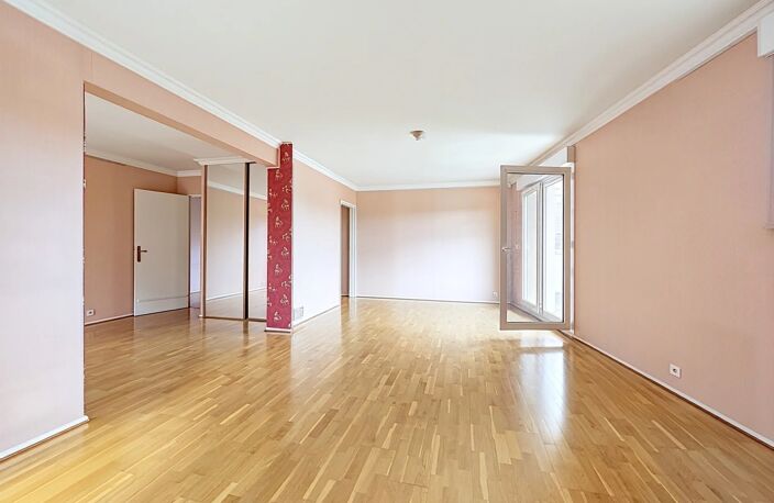 APPARTEMENT 4 PIÈCES AVEC VUE SUR LE LAC DE CRÉTEIL — photo 2