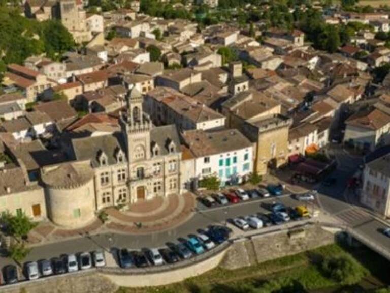 CHABEUIL IMMEUBLE DE 6 APPARTEMENTS avec  1 PARKING Privé — photo 1