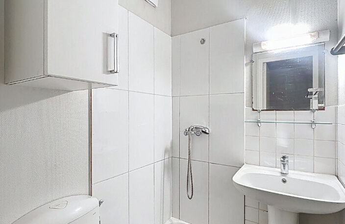 ROUEN - STUDIO DUPLEX - RUE EAU DE ROBEC — photo 5