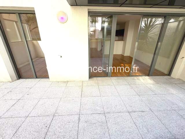 Rare, Nice cœur Libération très beau 2 pièces, terrasse — photo du bien