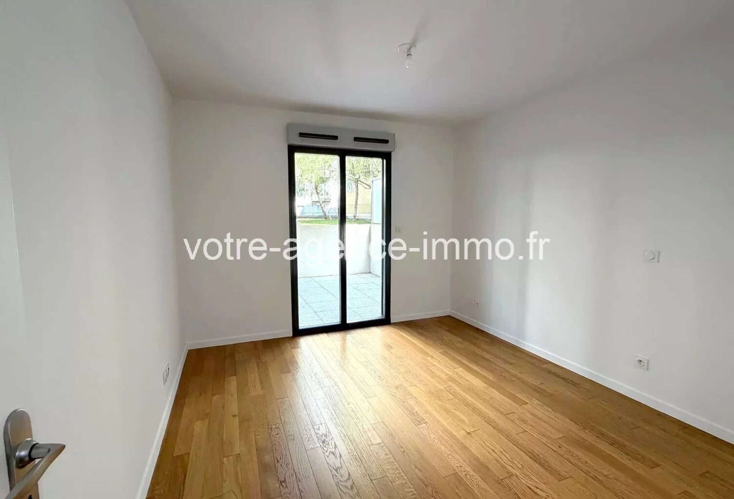 Rare, Nice cœur Libération très beau 2 pièces, terrasse — photo 1