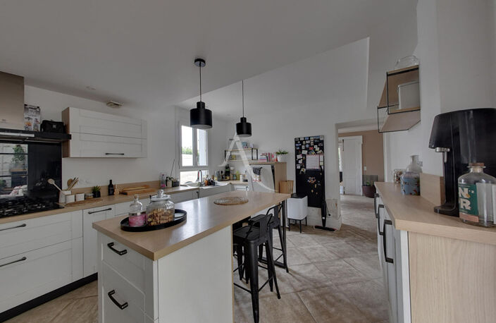 MONTAUBAN COEUR DE VILLE 285 m² — photo 2