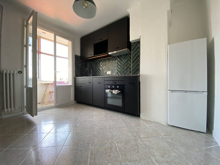 Appartement Marseille 13005 - T3 meublé et lumineux de 77.5m² — photo 1
