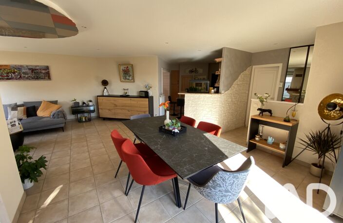 Vente Maison/villa 8 pièces — photo 3