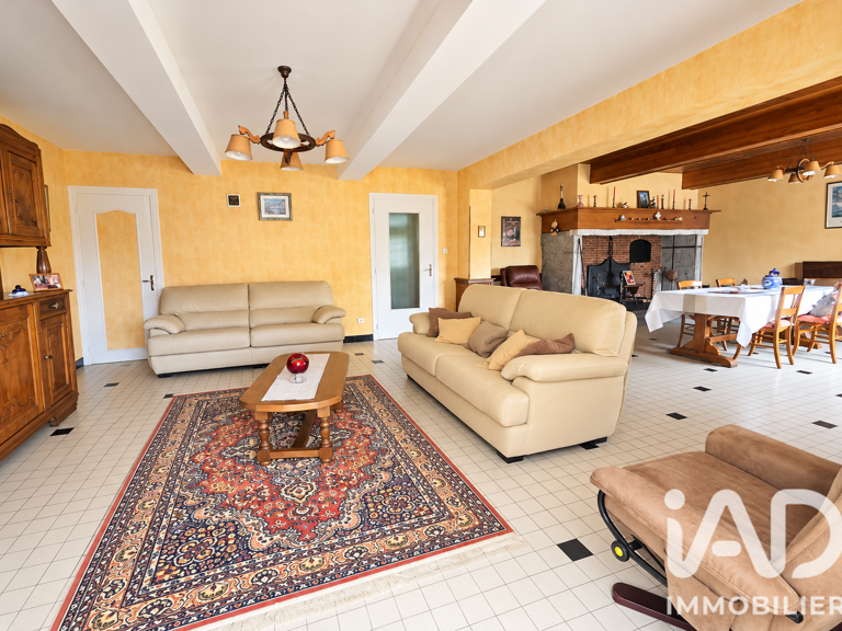 Vente Maison/villa 8 pièces — photo 1