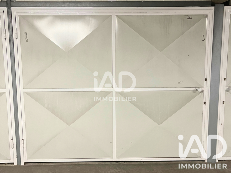 Vente Garage 13 m&sup2; — photo 1