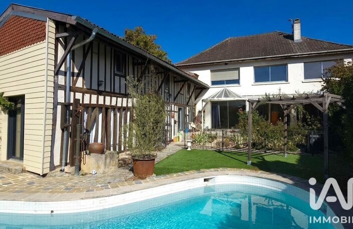 Vente Maison/villa 10 pièces — photo 2