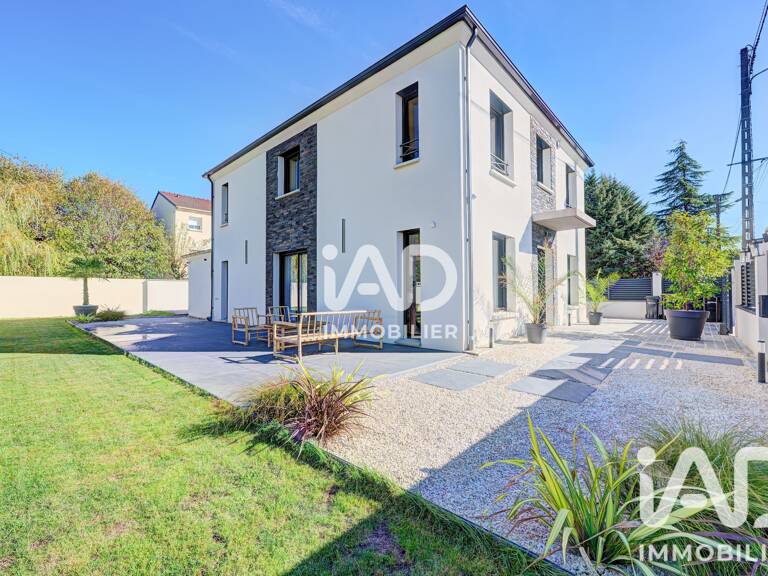 Vente Maison/villa 7 pièces — photo 1
