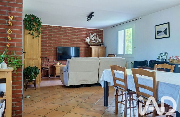Vente Maison/villa 6 pièces — photo 2