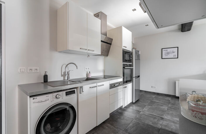 Plein centre, appartement T2 de 40m2 avec garage fermé. — photo 5
