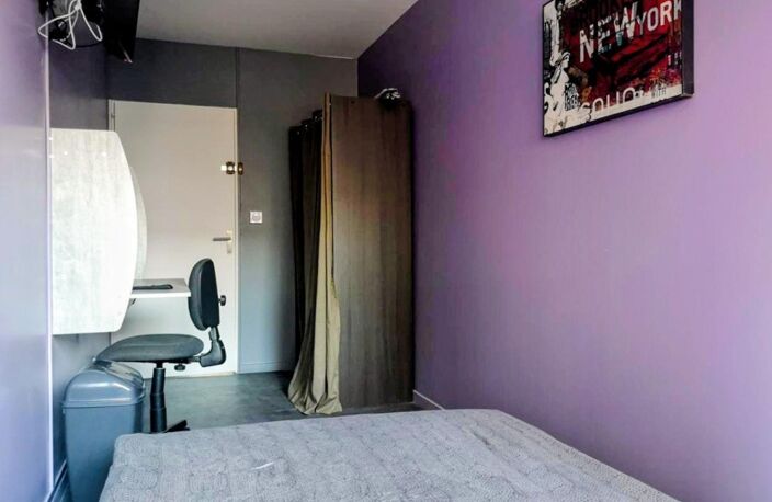 Accroche émotionnelle : Posez vos valises à Ancely 67 m² entièrement rénovés, deux salles d'eau pour un confort absolu, et le TRAM à 100 mètres seulement. — photo 3