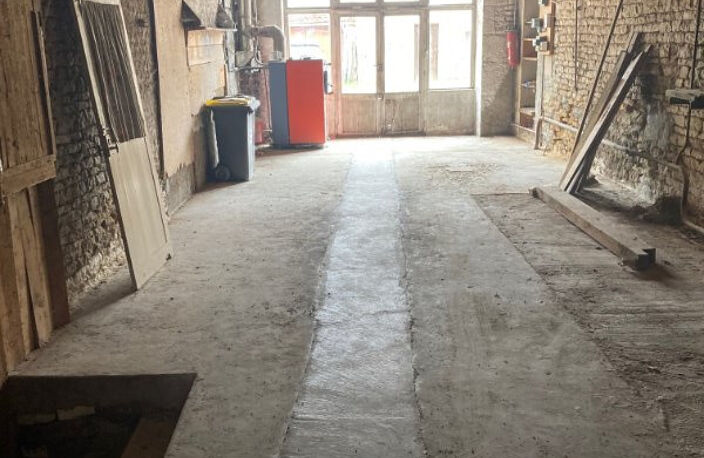 Maison de campagne de 150 m2 habitable avec terrain attenant et clos à 20 minutes de l'A5 et 2h30 de Paris ! — photo 5