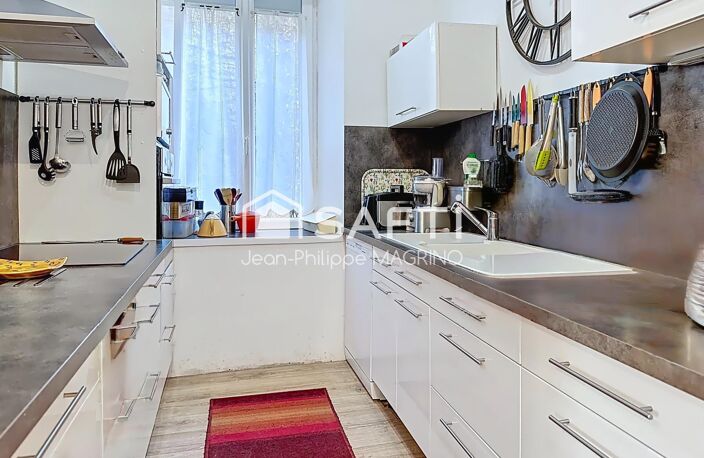 Exclusivité, bon potentiel au coeur de Lavelanet — photo 4