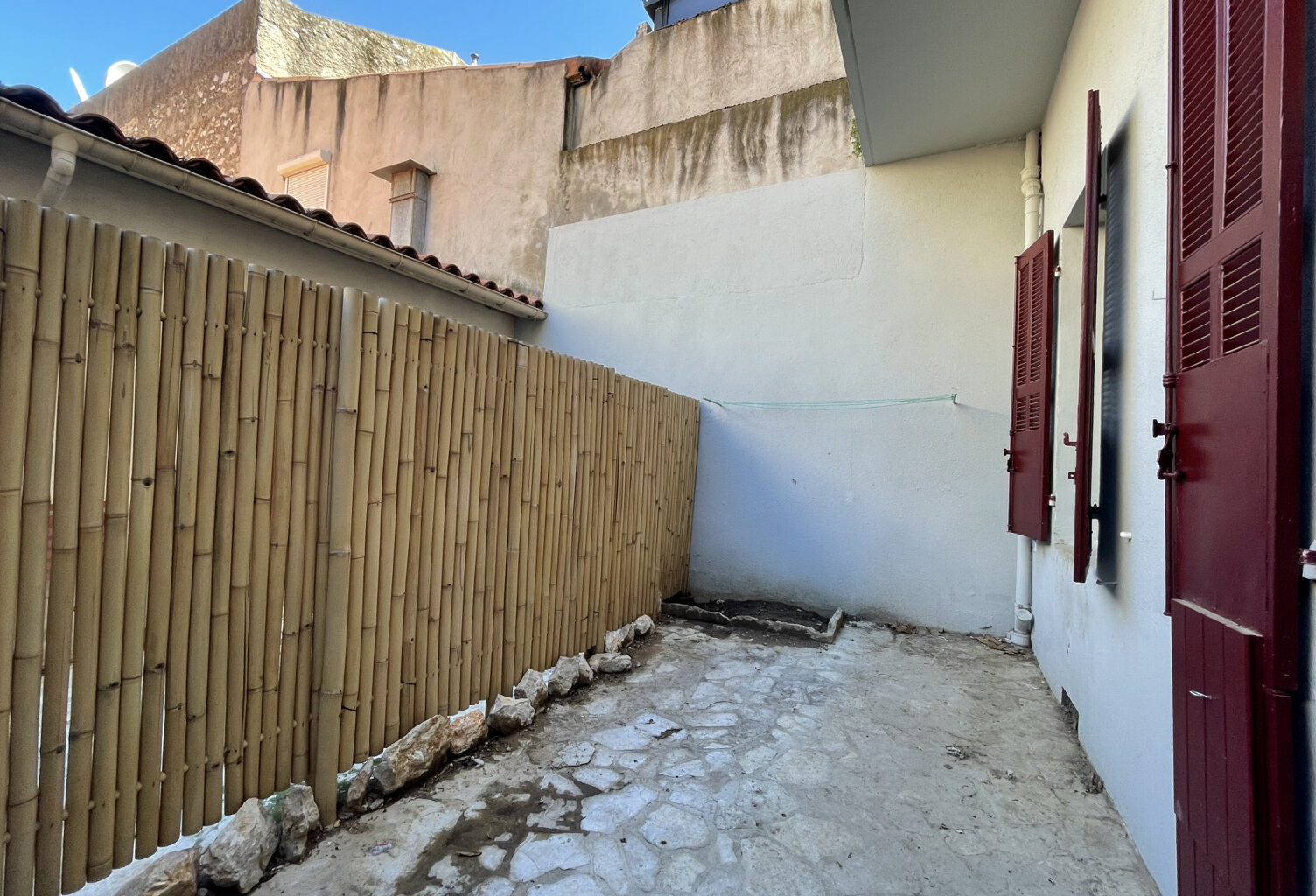 T2/3 - Avenue Jeanne d'Arc — photo 1