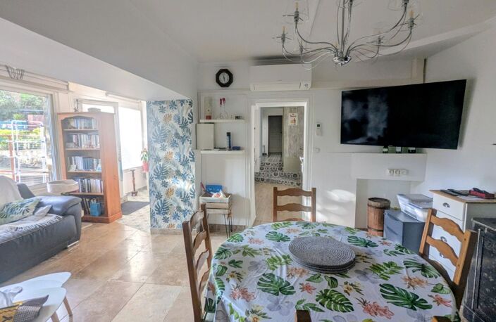 Maison parking, cour et 3 appartements — photo 2