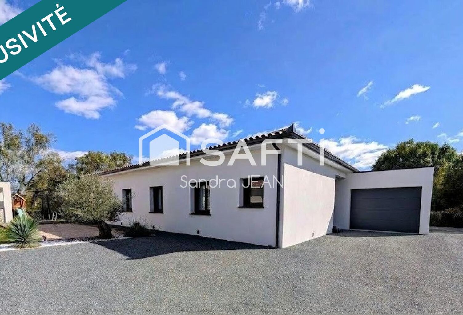 Maison neuve contemporaine de 128 m²  Piscine & Terrain de pétanque — photo 1
