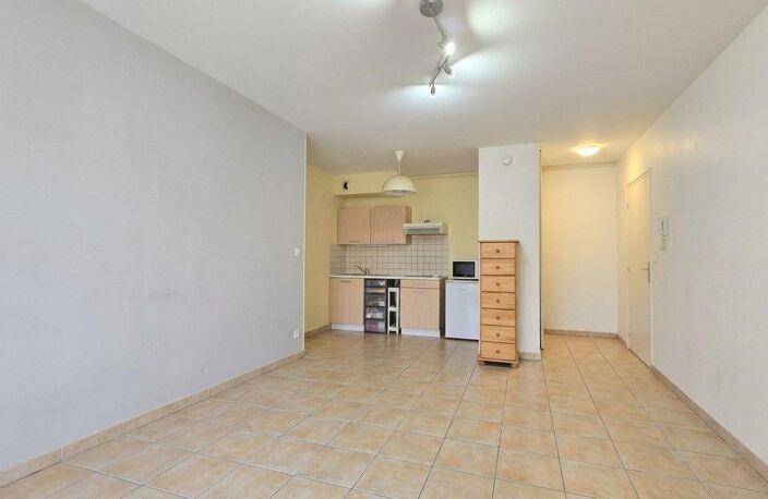 Saint-Nicolas-en-Forêt, Appartement T2 RDC avec Place de parking privative — photo 3