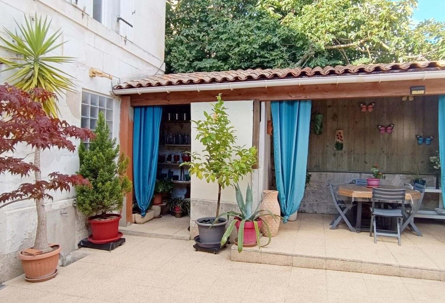 Maison, Studio / Local, Dépendance & Atelier — photo 1