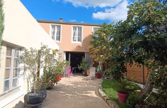 Maison, Studio / Local, Dépendance & Atelier — photo 4