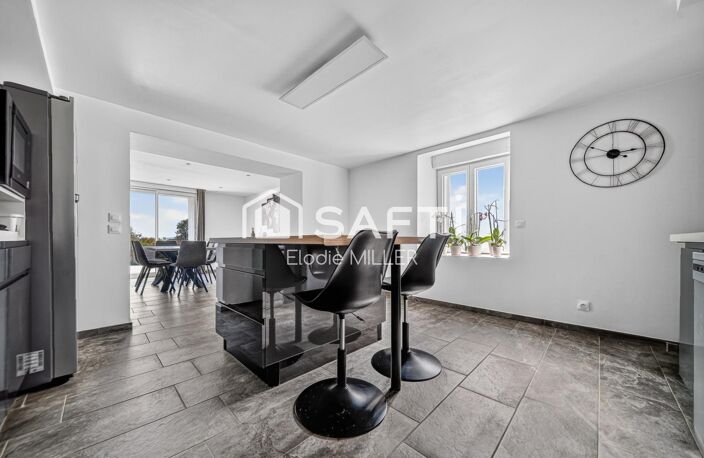 Maison de caractère 203 m² avec grange de 173 m² et jardin — photo 4