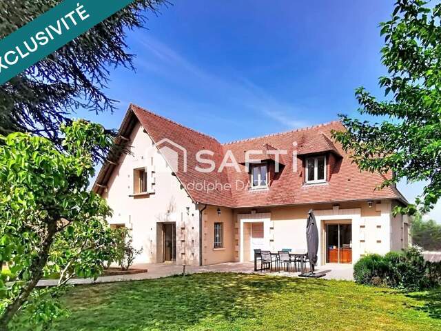 Villa 7 pièces avec piscine couverte — photo du bien