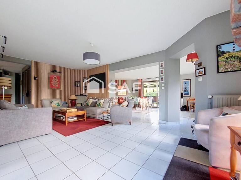 - Tressin - Maison semi plain-pied de 167m² habitables - — photo 1