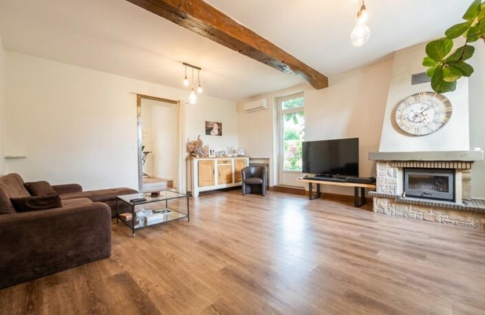 Maison rénovée + énergie autonome + dépendances — photo 5
