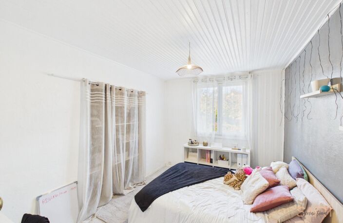 Maison 4 chambres avec sous sol + studio de 42m2 — photo 3