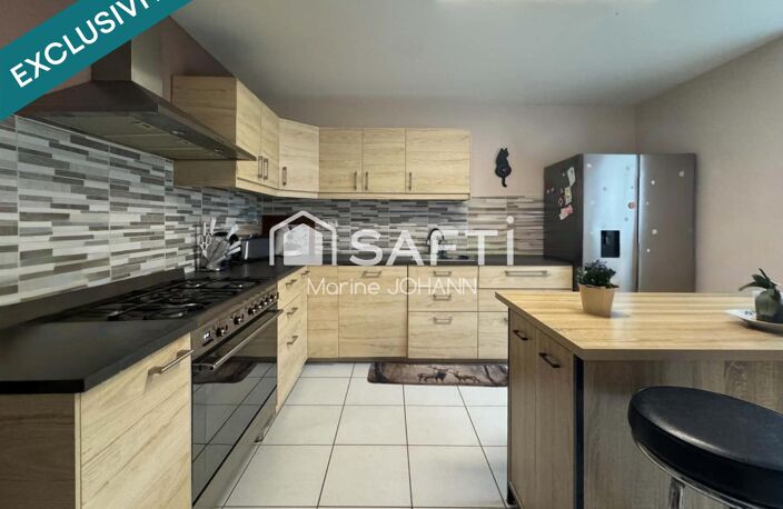 Maison - 107 m2 - La Chapelle Sur Furieuse — photo 3