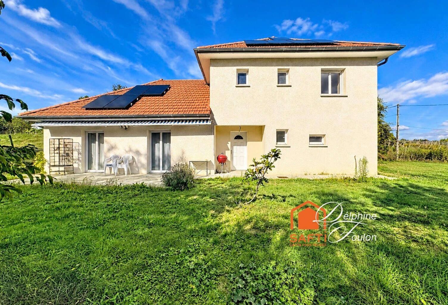 Belle maison familiale avec 4 chambres, grand garage et jardin — photo 1