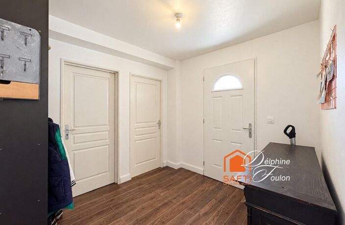 Belle maison familiale avec 4 chambres, grand garage et jardin — photo 2