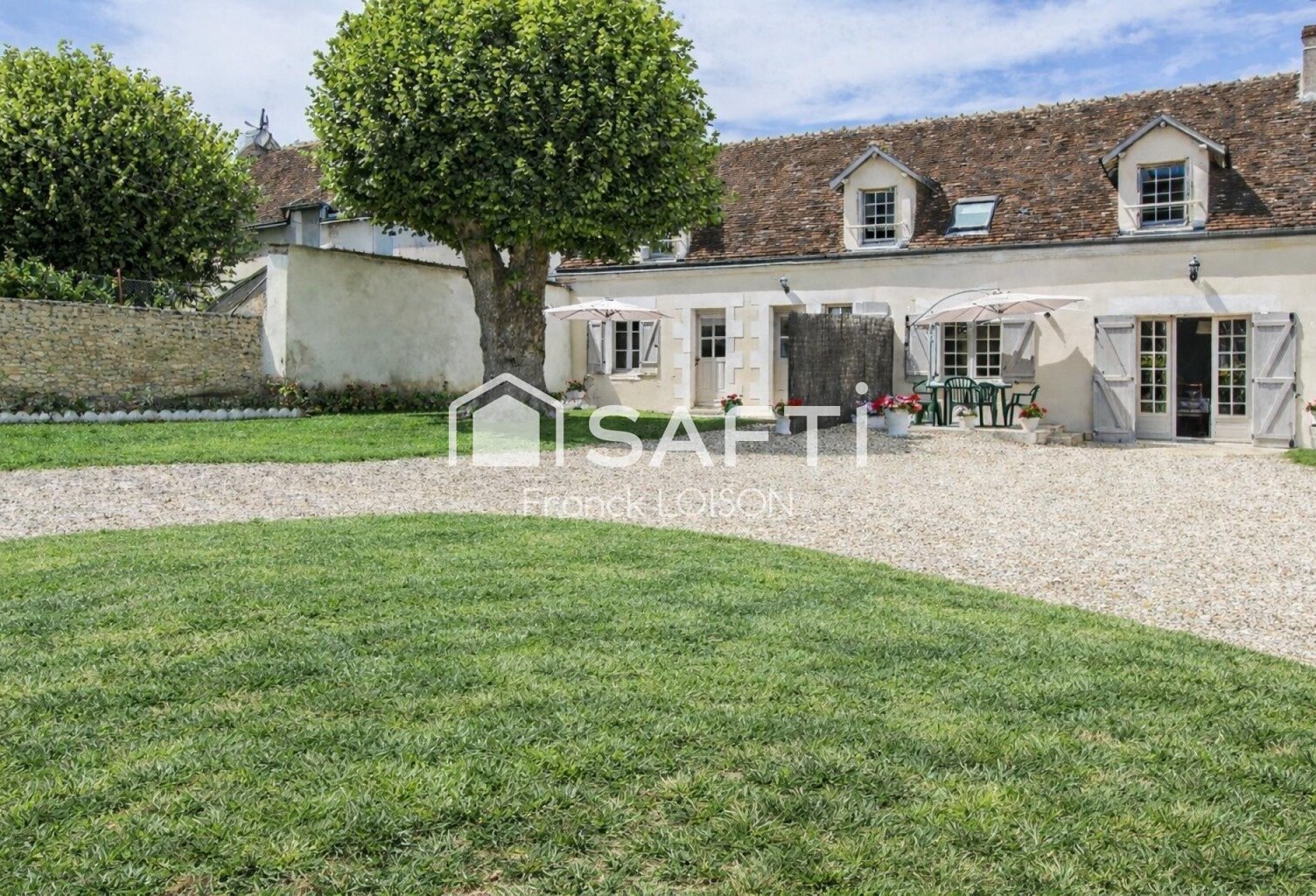Ancien corps de ferme 2 maisons  Gîtes / investissement  Proche Chenonceau & Beauval — photo 1
