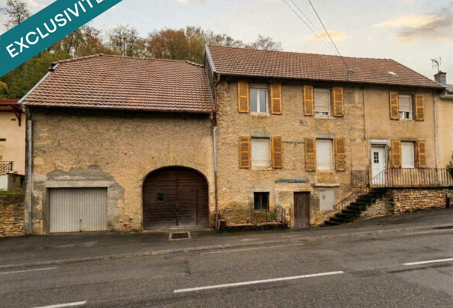 MAISON DE 148 m² À RÉNOVER AVEC GRANGE DE 80 m² — photo 1