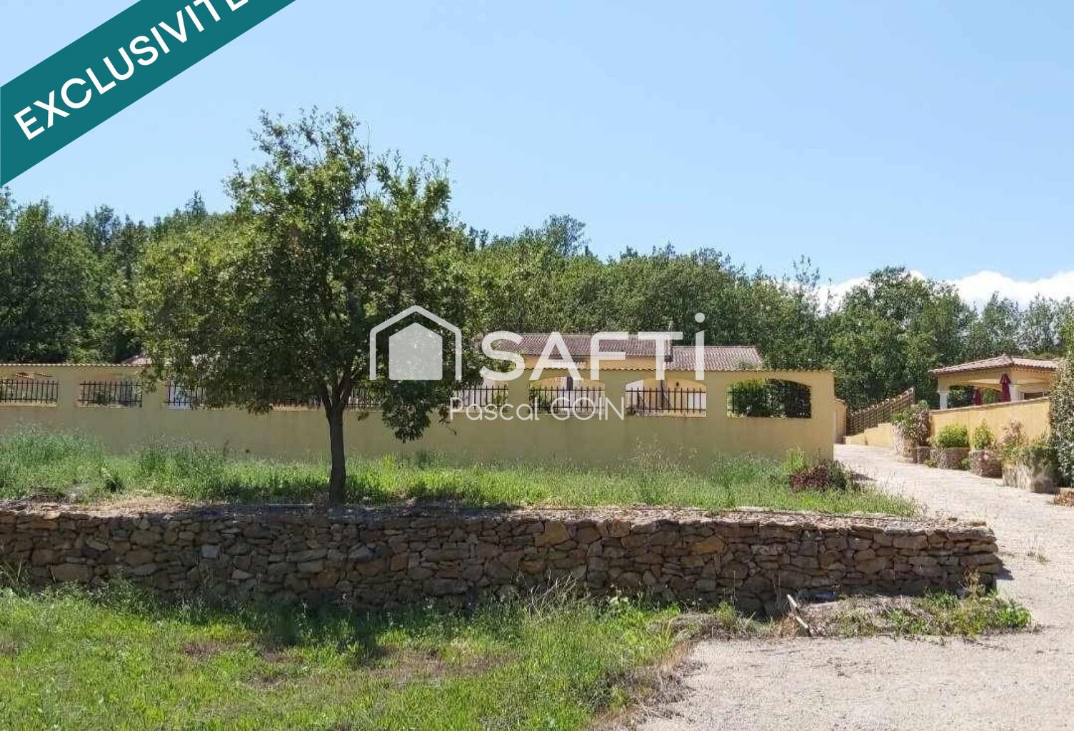 Villa 3 chambres 130 m² jardin limite GARD ARDECHE — photo 1