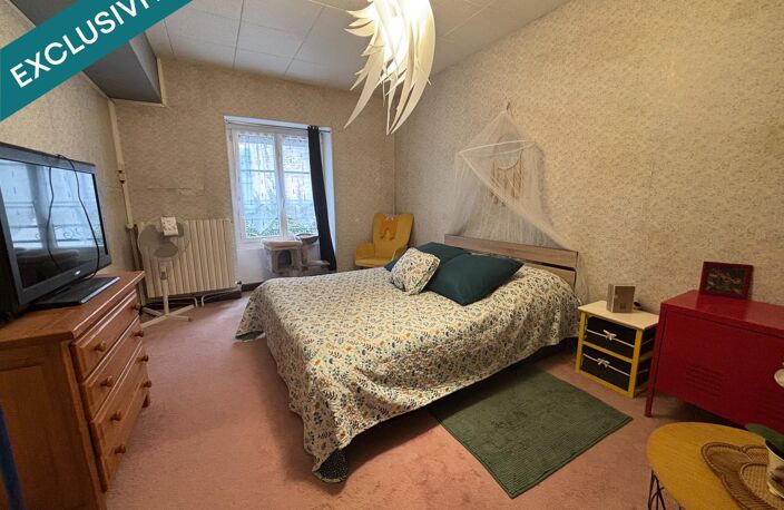 Ensemble immobilier : 1 maison T5 avec cour, garage et dépendance et 1 immeuble de 5 appartements. Grenier à aménager. — photo 5