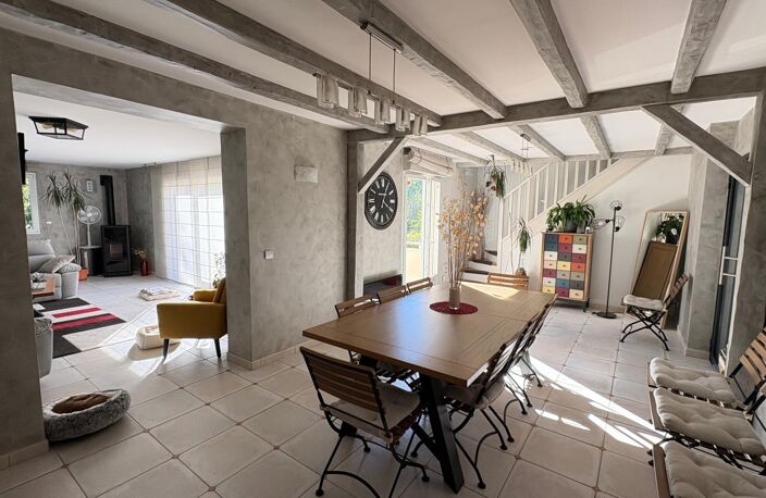 Maison avec sous-so total et double garage ! — photo 2