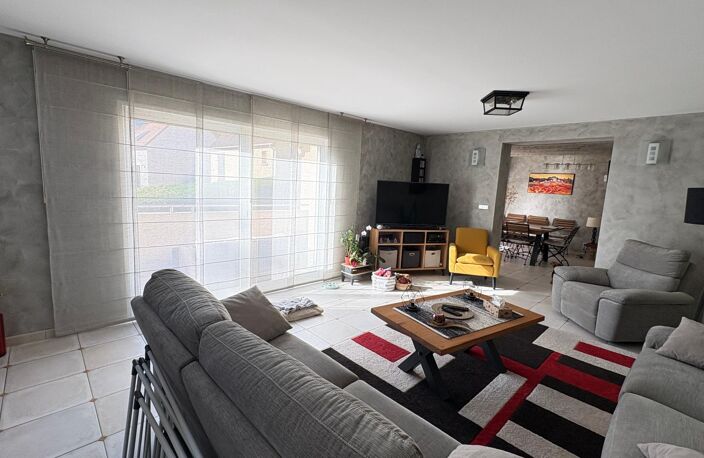 Maison avec sous-so total et double garage ! — photo 4