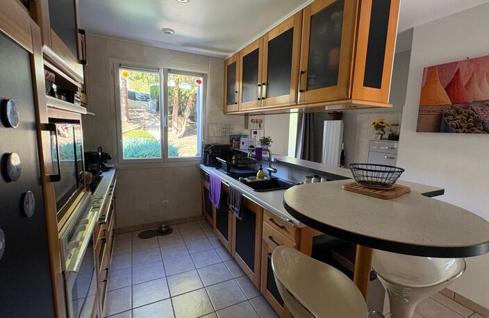 Maison avec sous-so total et double garage ! — photo 5