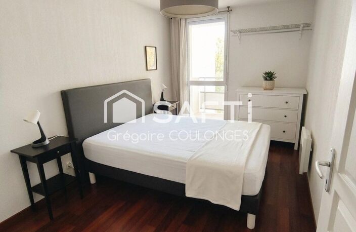 Appartement T2 aux Chartrons — photo 3