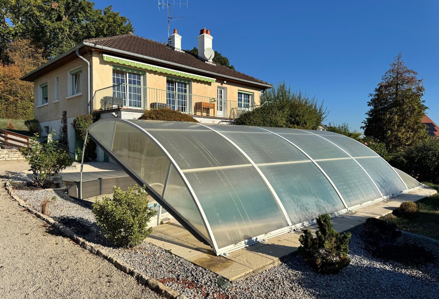 Maison T5 avec piscine aux portes de Besançon — photo 1