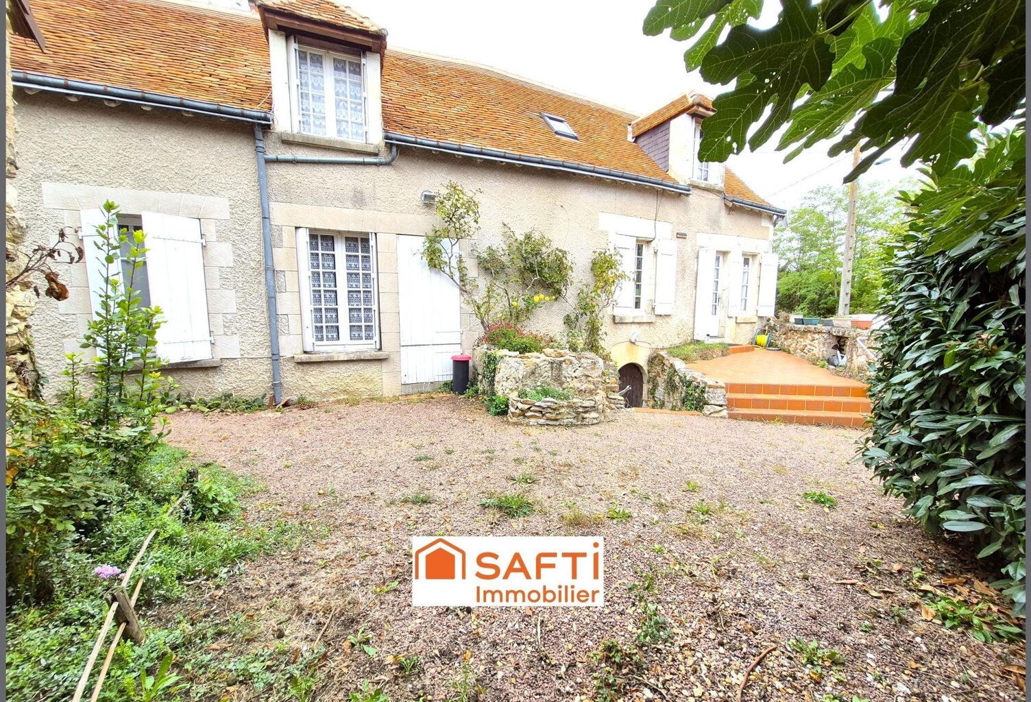 LONGERE 3ch au calme + Jardin 1000m² + Dépendances — photo 1