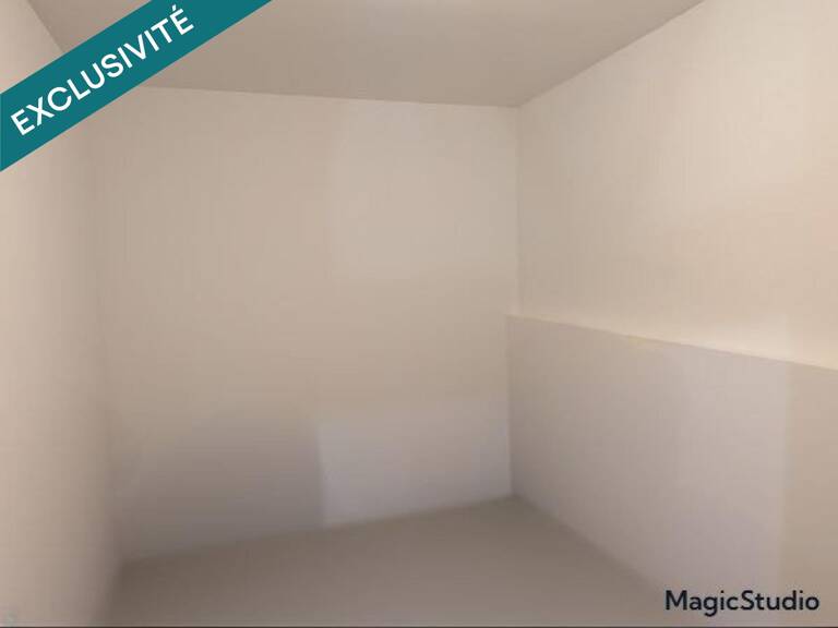 SALINS-LES-BAINS CENTRE-VILLE : APPARTEMENT 2 CHAMBRES RÉNOVÉ DE 83 m² AVEC GRAND BALCON — photo 1